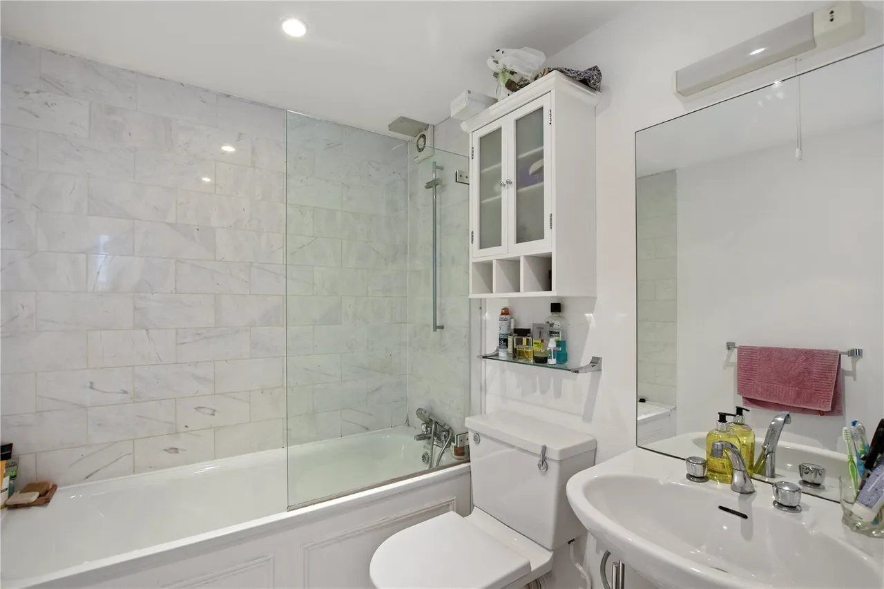 Vicarage Gate, Kensington, W8, photo 2