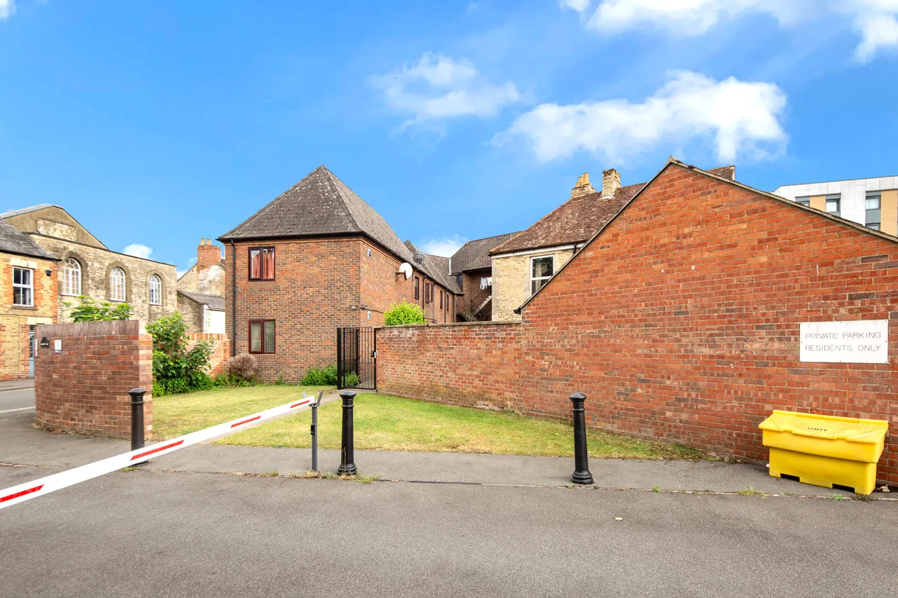 North Street, Bicester, photo 12