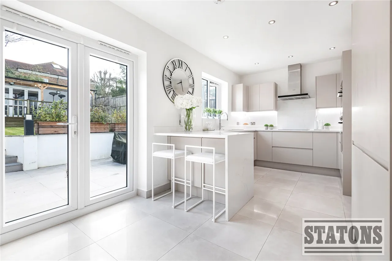Northfield Road, Barnet, EN4 9DN, photo 6