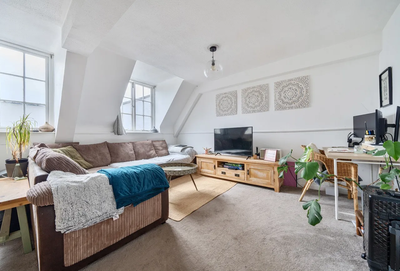 2 bed flat for sale — Albermarle Row, Bristol, BS8 4LY