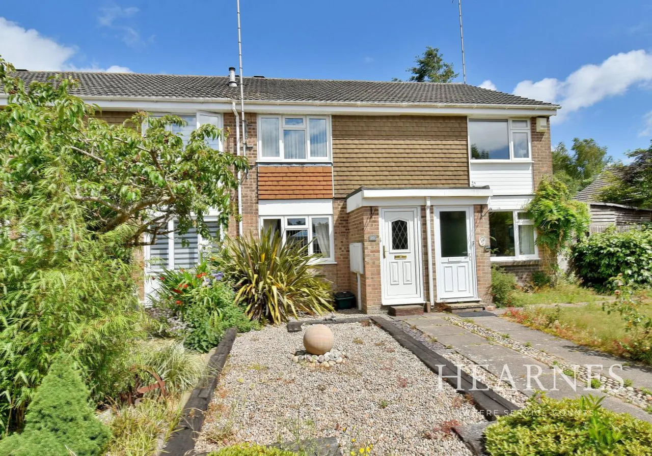 2 bed house for sale, Curlew Close, BH22