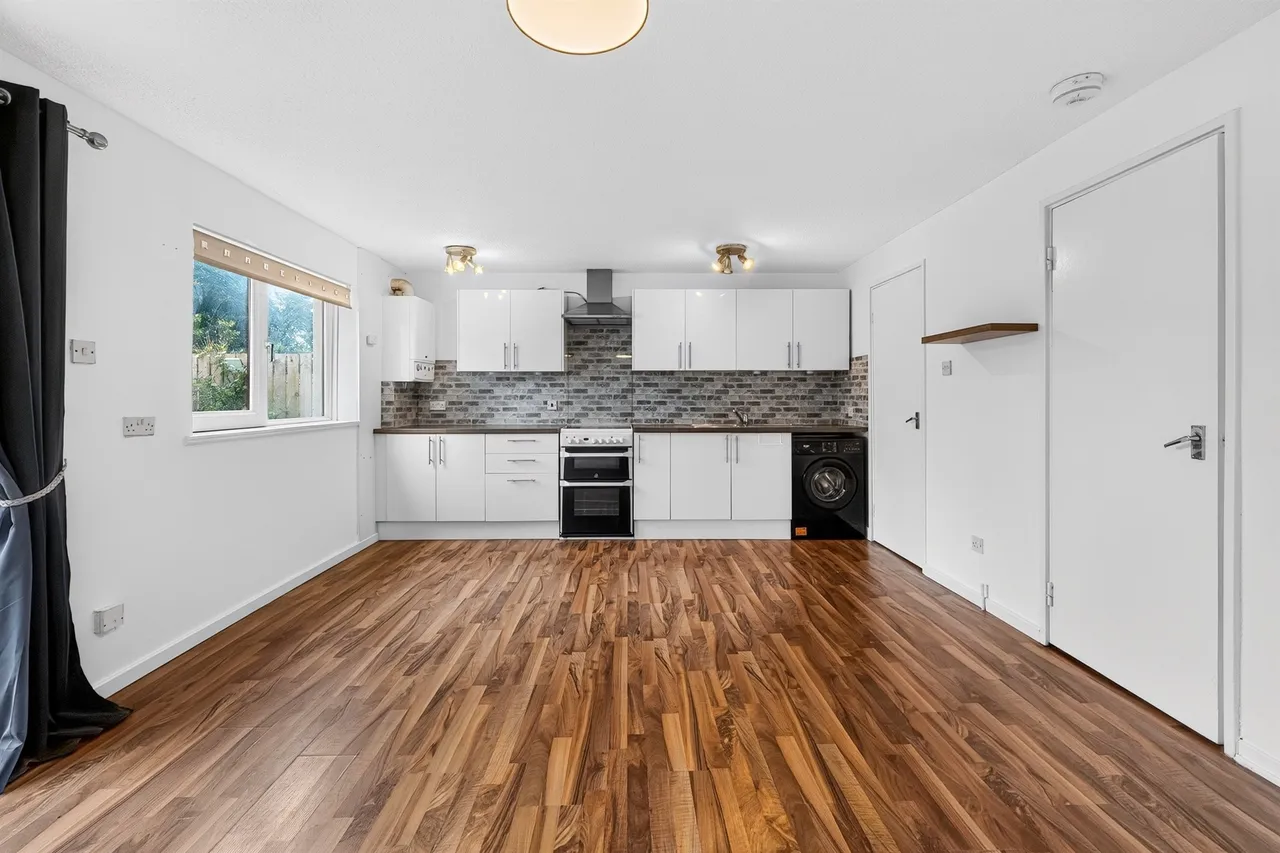 Moorfoot Place, Bourtreehill South, Irvine, photo 5