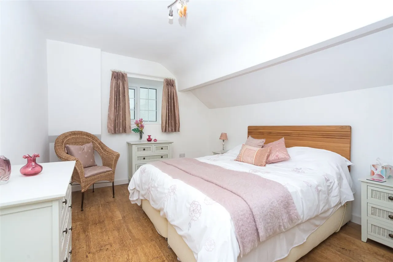 Lon Felin, Criccieth, LL52, photo 7