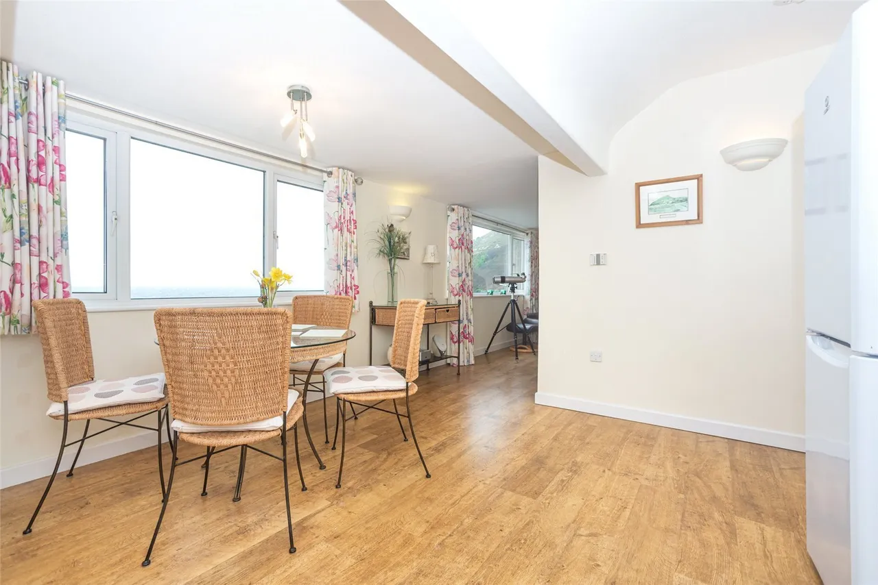 Lon Felin, Criccieth, LL52, photo 14