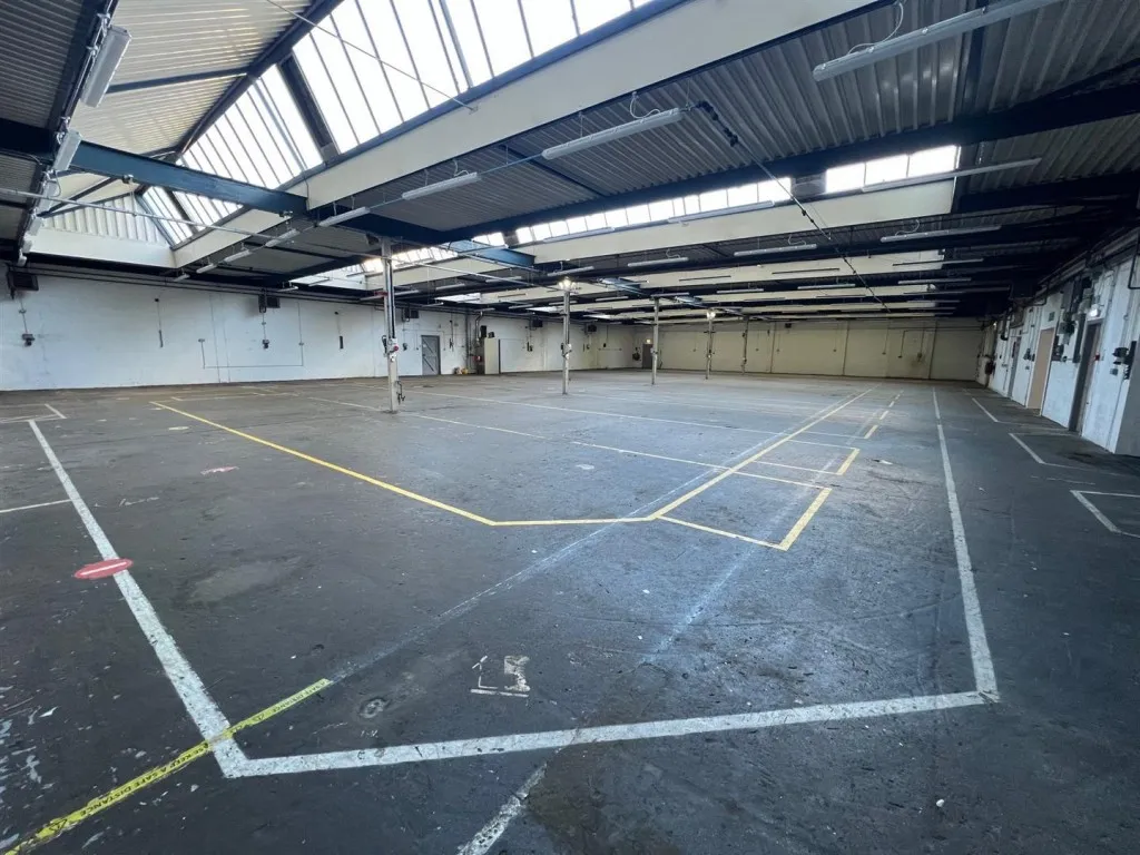 industrial unit to rent — Yelverton Road, Brislington, Bristol, BS4 5HP