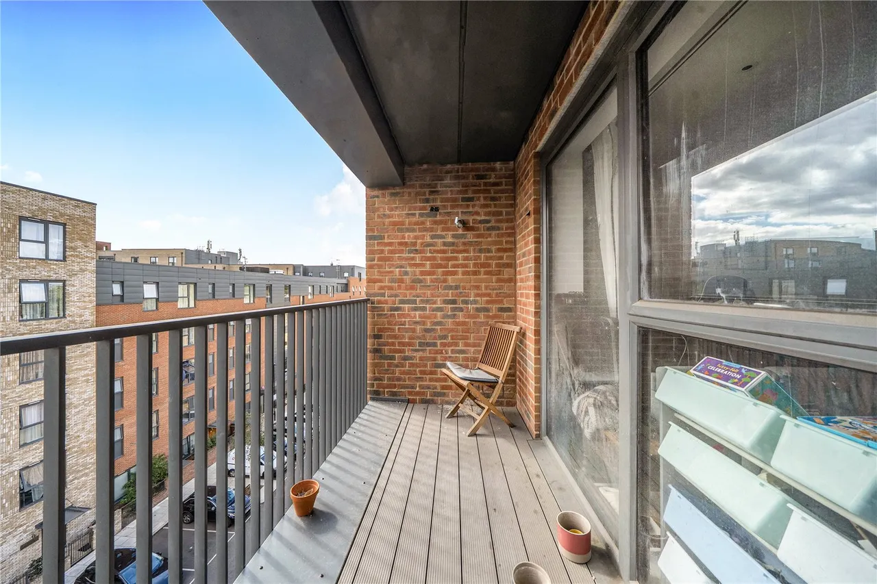 Tewkesbury Road, London, W13, photo 20