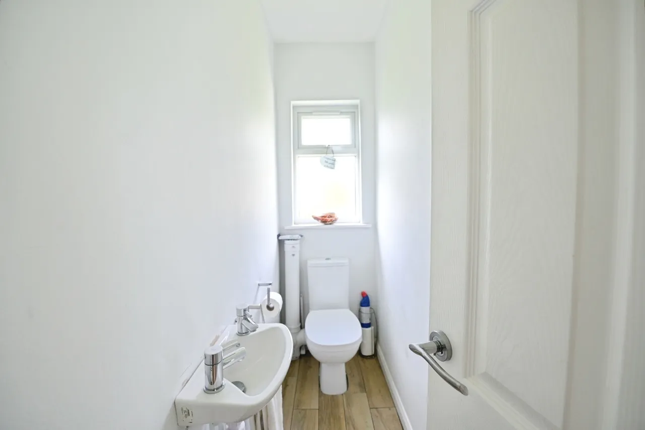Hillfoot Road, Romford, RM5, photo 17