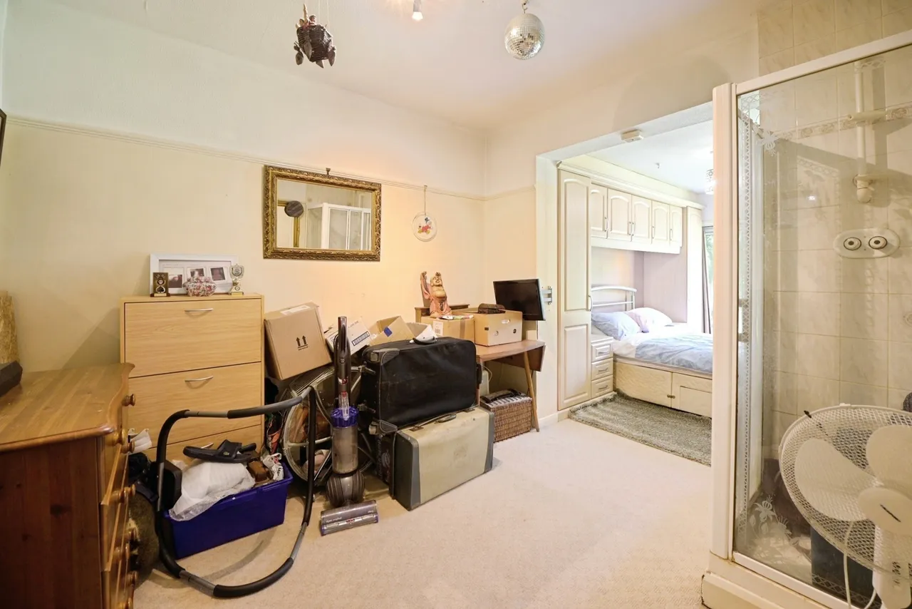 Hillfoot Road, Romford, RM5, photo 13
