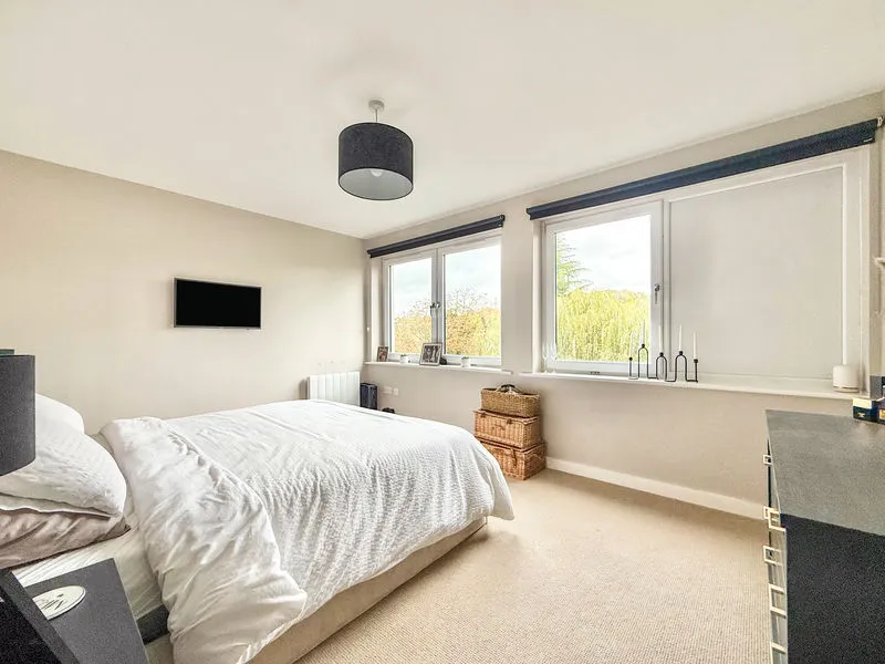 London Road, High Wycombe HP11 1HA, photo 7
