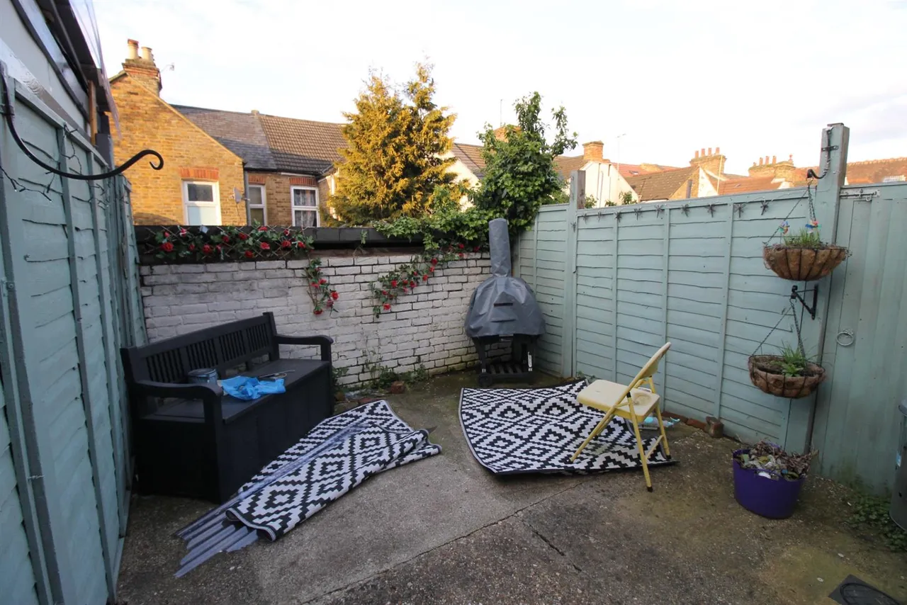 High Wycombe, Buckinghamshire, HP11 2RD, photo 9