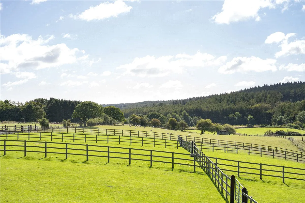 Island Farm Cottage, Staintondale, YO13, photo 9