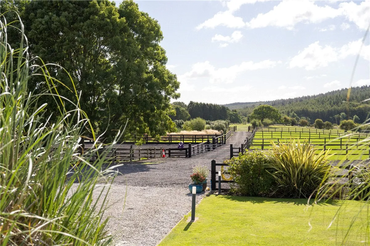 Island Farm Cottage, Staintondale, YO13, photo 5