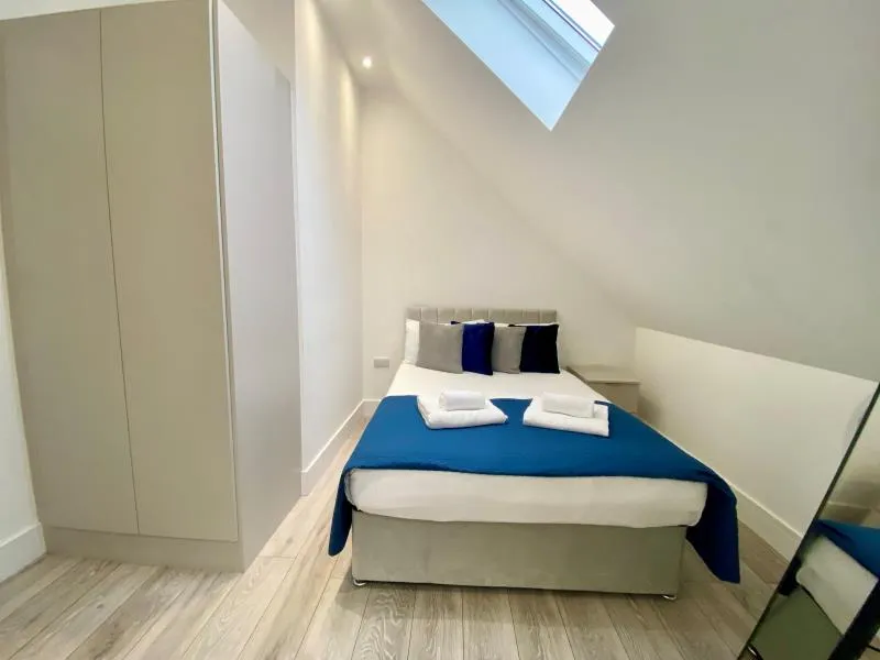 Mustafa House, Camberley, GU15, photo 8