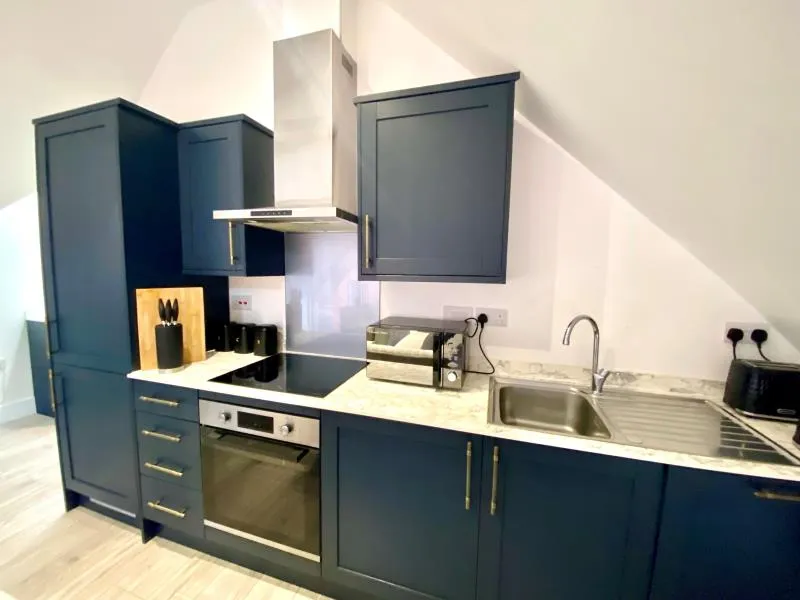 Mustafa House, Camberley, GU15, photo 2