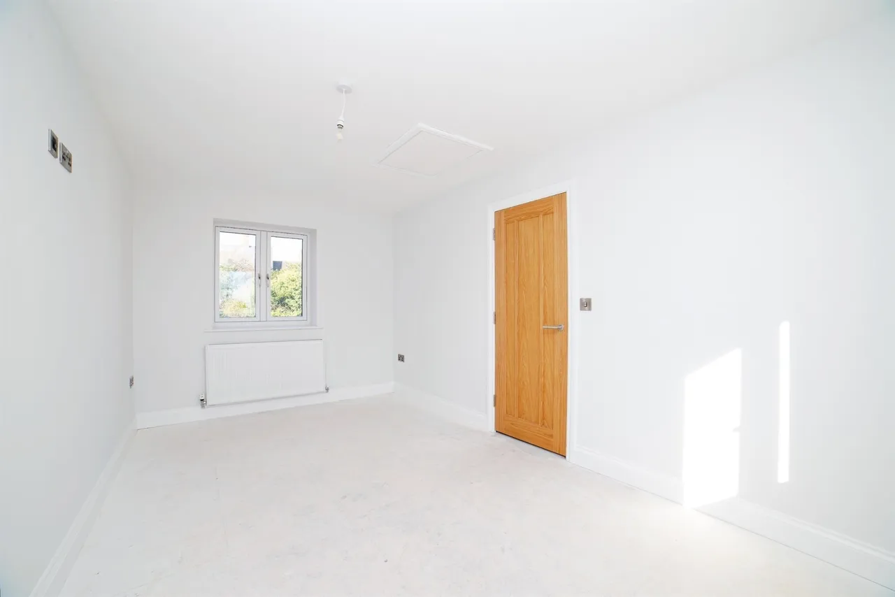 Devonshire Drive, Eastwood, NG16, photo 19