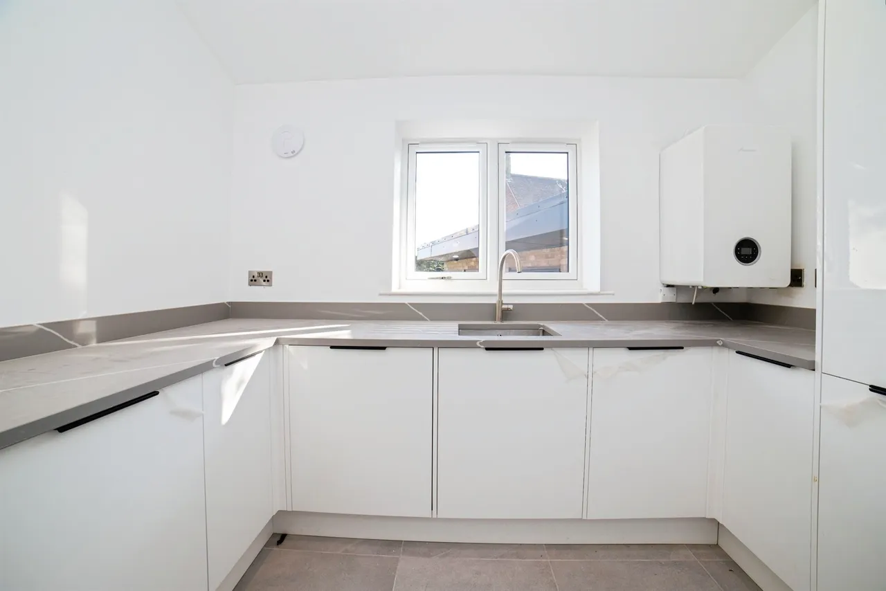 Devonshire Drive, Eastwood, NG16, photo 13