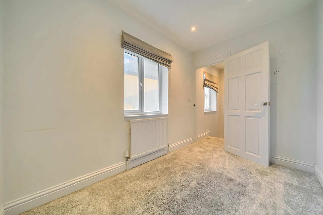 Cobland Road, SE12, photo 8