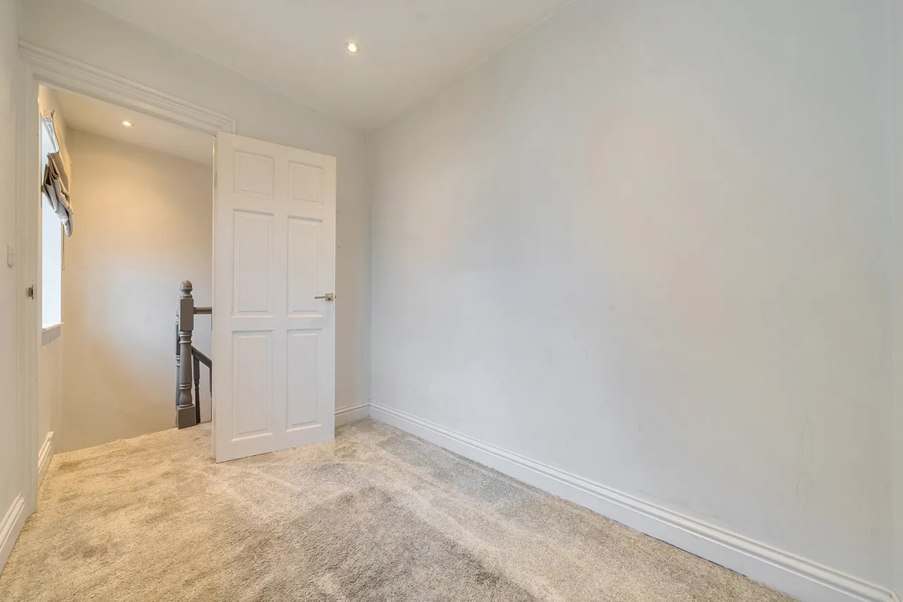 Cobland Road, SE12, photo 9