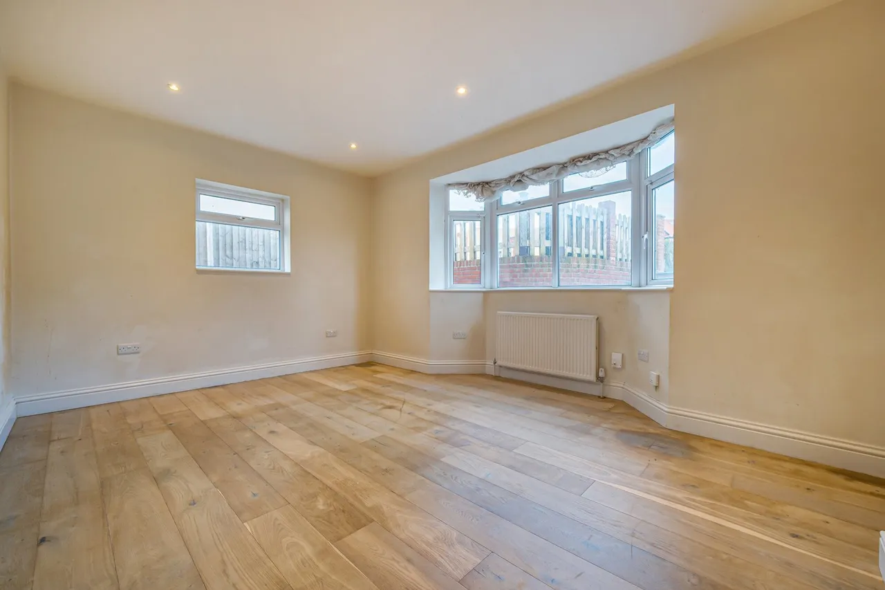 Cobland Road, SE12, photo 14