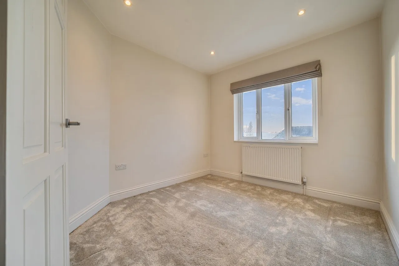 Cobland Road, SE12, photo 6