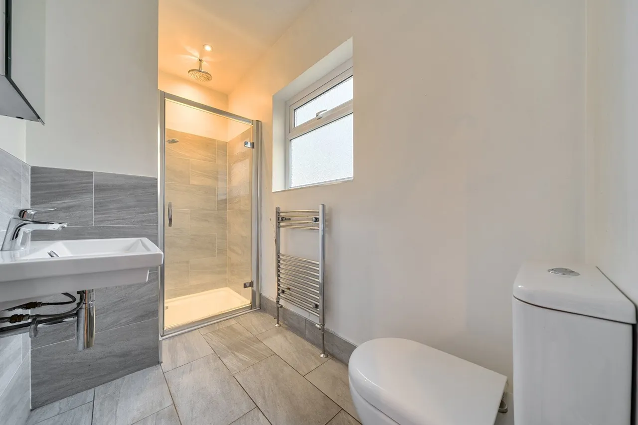 Cobland Road, SE12, photo 10