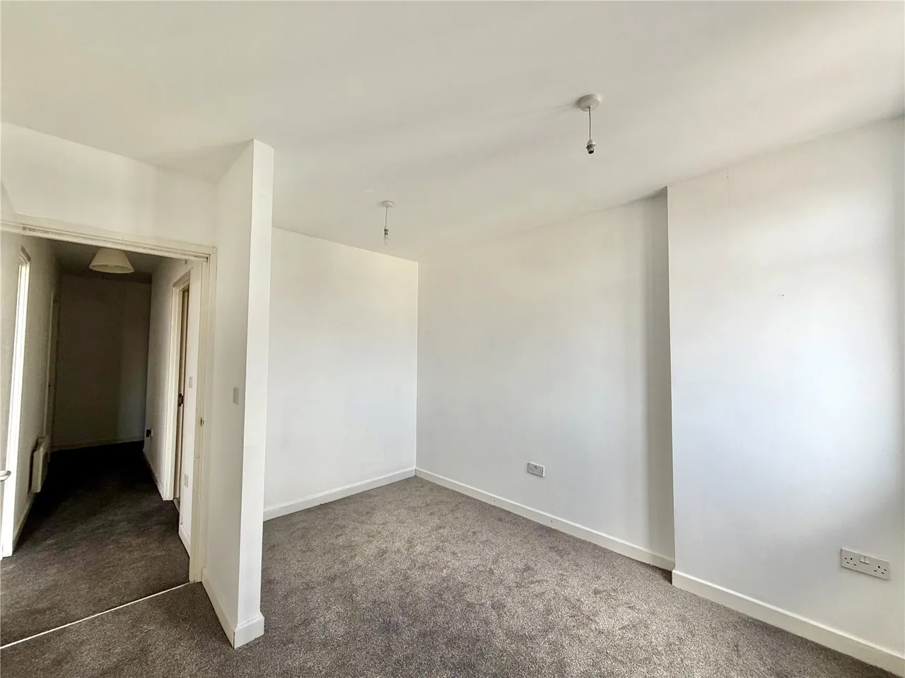 Station Road, Aldershot, Hampshire, GU11 1BG, photo 5