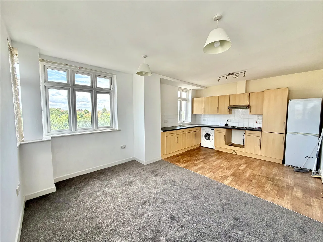 Station Road, Aldershot, Hampshire, GU11 1BG, photo 2