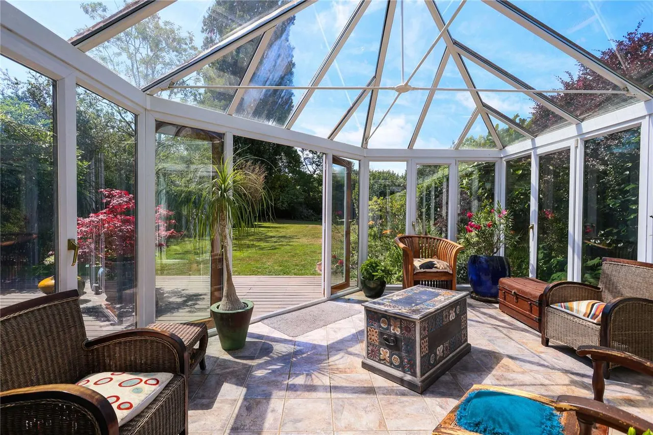 Ockham Road North, West Horsley, Leatherhead, Surrey, KT24 6PE, photo 7