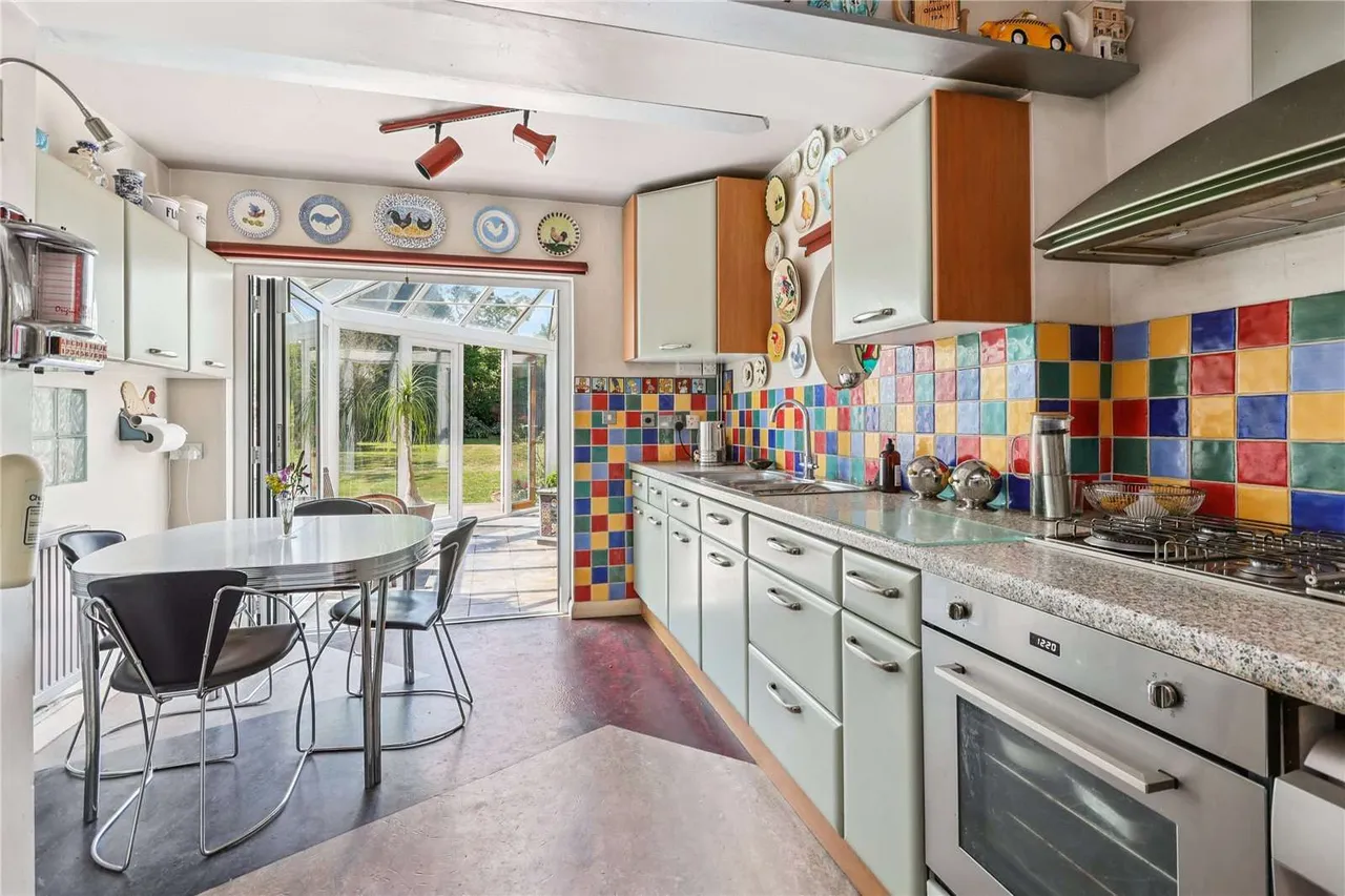 Ockham Road North, West Horsley, Leatherhead, Surrey, KT24 6PE, photo 5