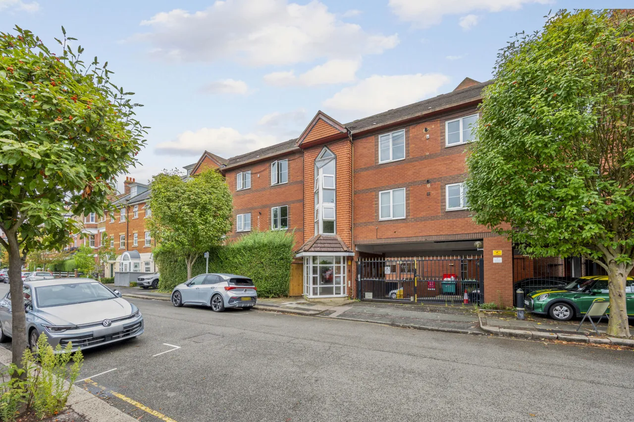 Alwyne Road, SW19, photo 10