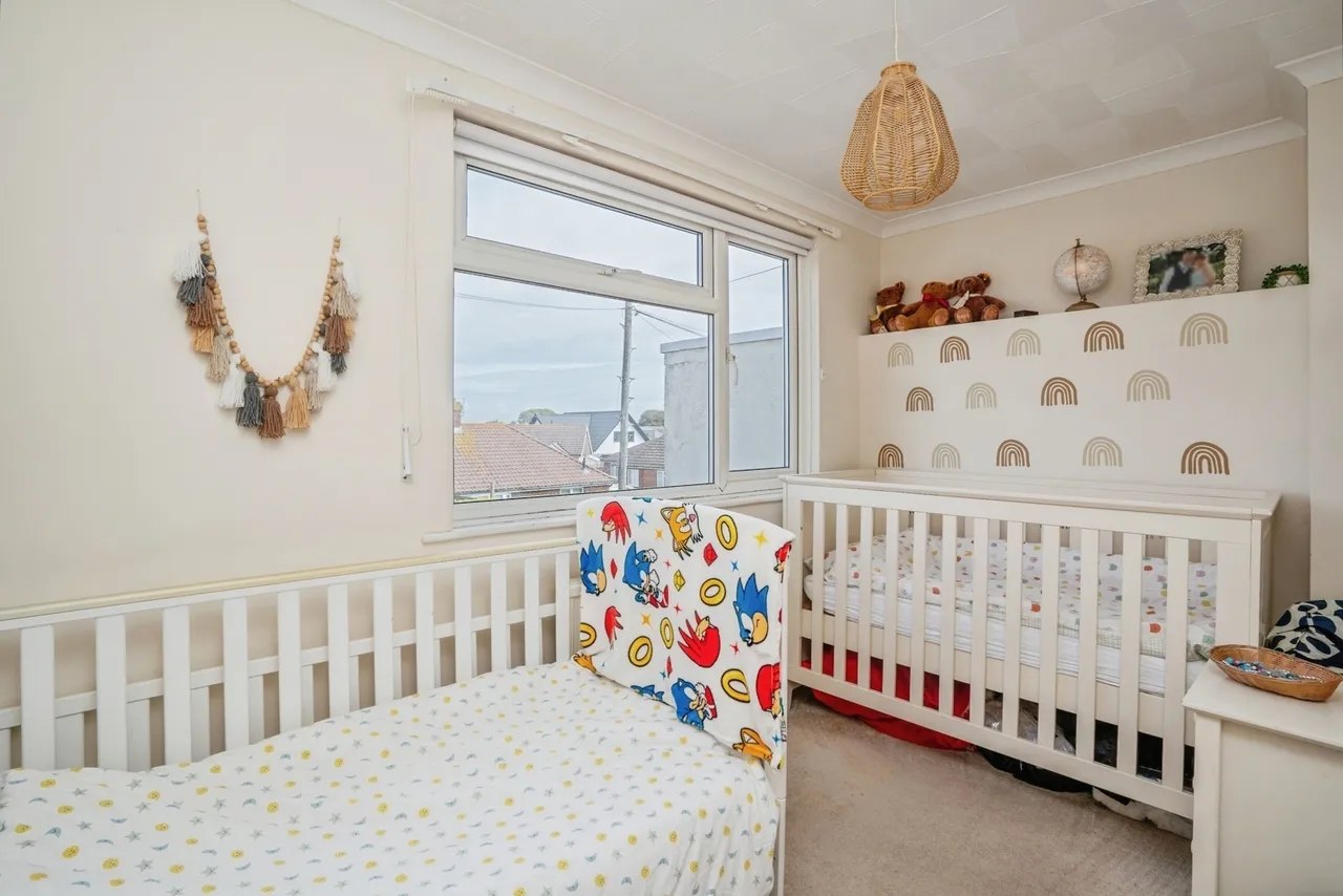 West Haye Road, Hayling Island, PO11, photo 10
