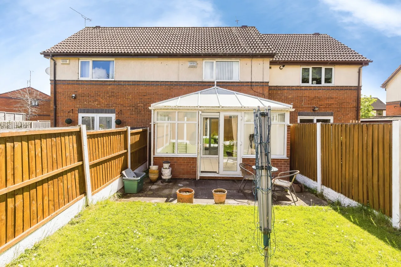 Larkspur Close, Chester, photo 9