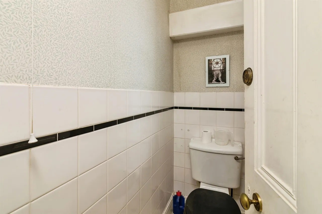 Corton Road, Lowestoft, NR32, photo 17
