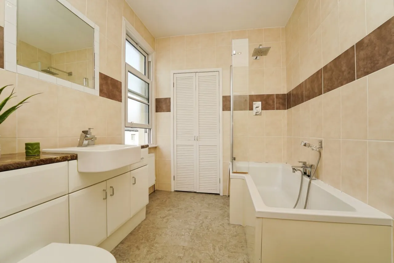 St. Lukes Road, Cheltenham, GL53, photo 16