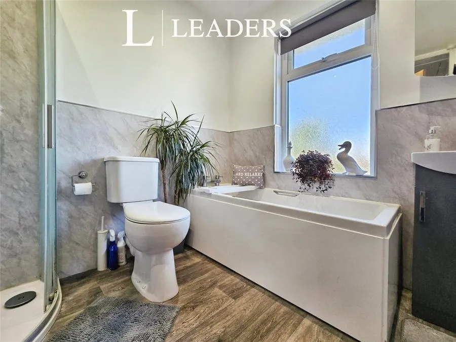 Strathmore Road, Gosport, PO12, photo 13