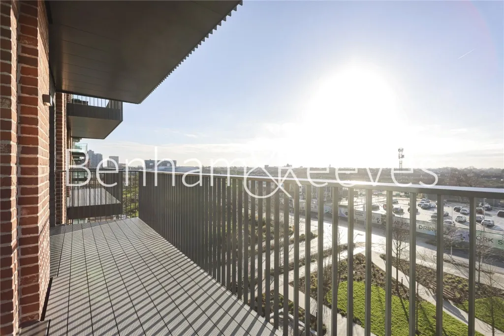 Cedrus Avenue, Southall, UB1, photo 13