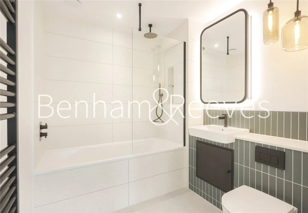 Cedrus Avenue, Southall, UB1, photo 10