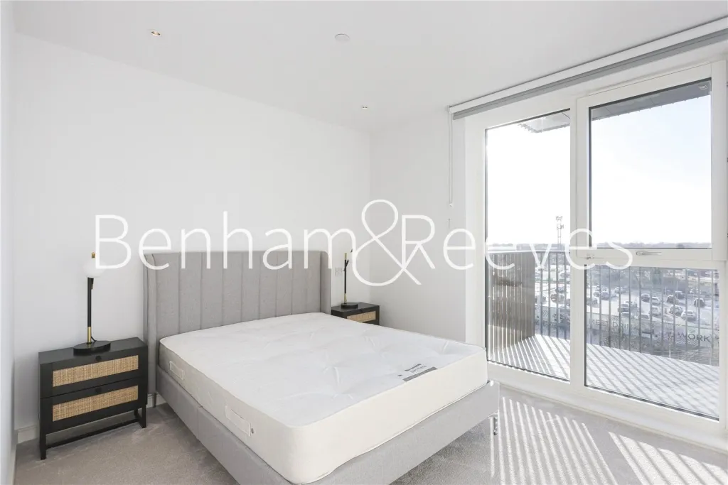 Cedrus Avenue, Southall, UB1, photo 8