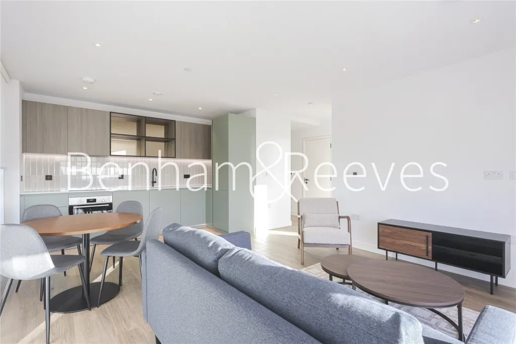Cedrus Avenue, Southall, UB1, photo 5