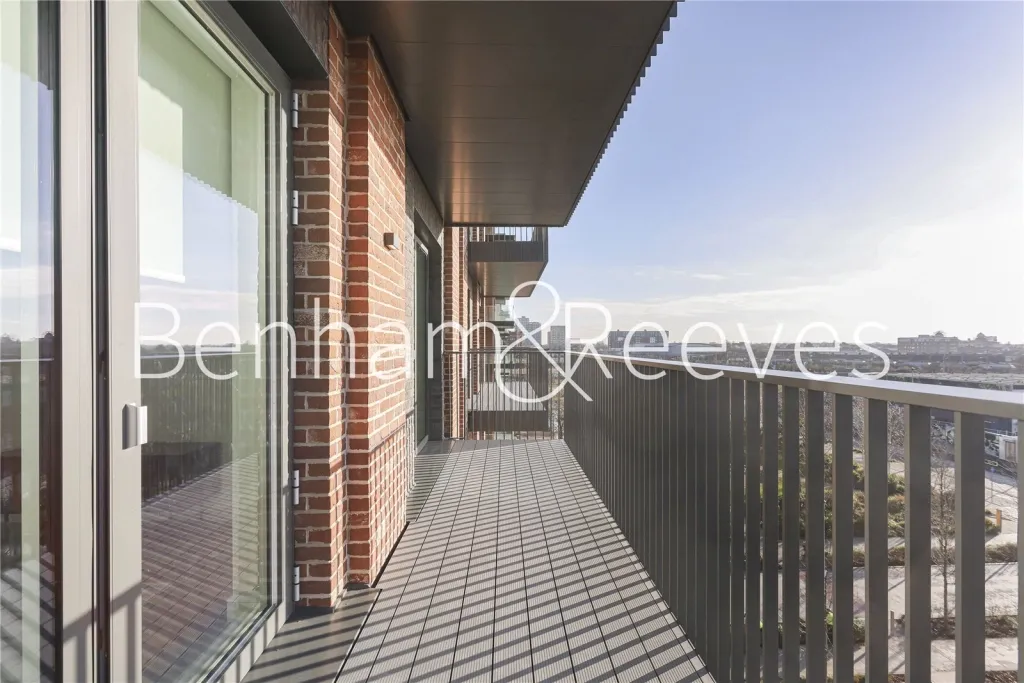 Cedrus Avenue, Southall, UB1, photo 12
