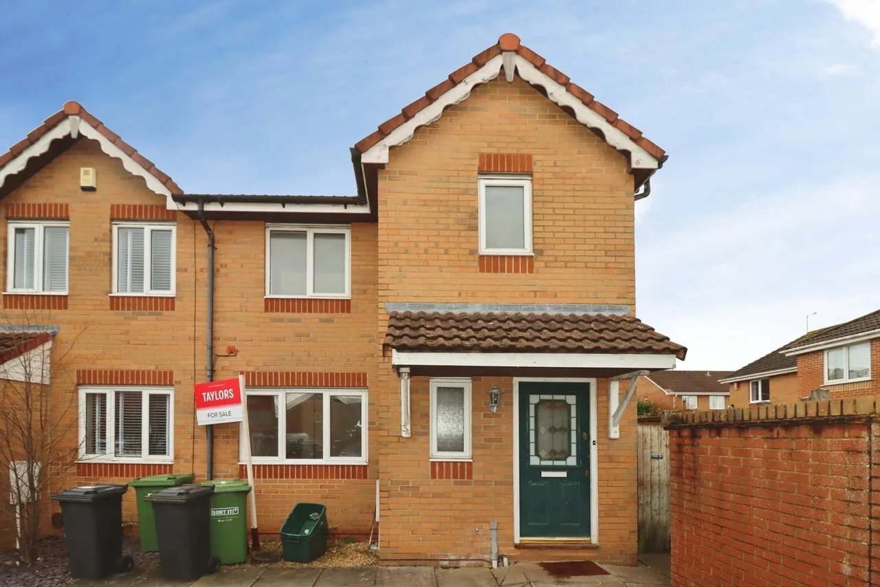 3 bed house for sale — Emet Grove, Emersons Green, Bristol, BS16