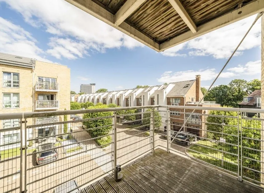 Tallow Road, Brentford, TW8, photo 6