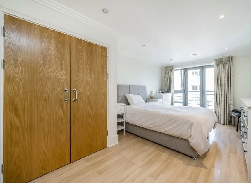 Tallow Road, Brentford, TW8, photo 4