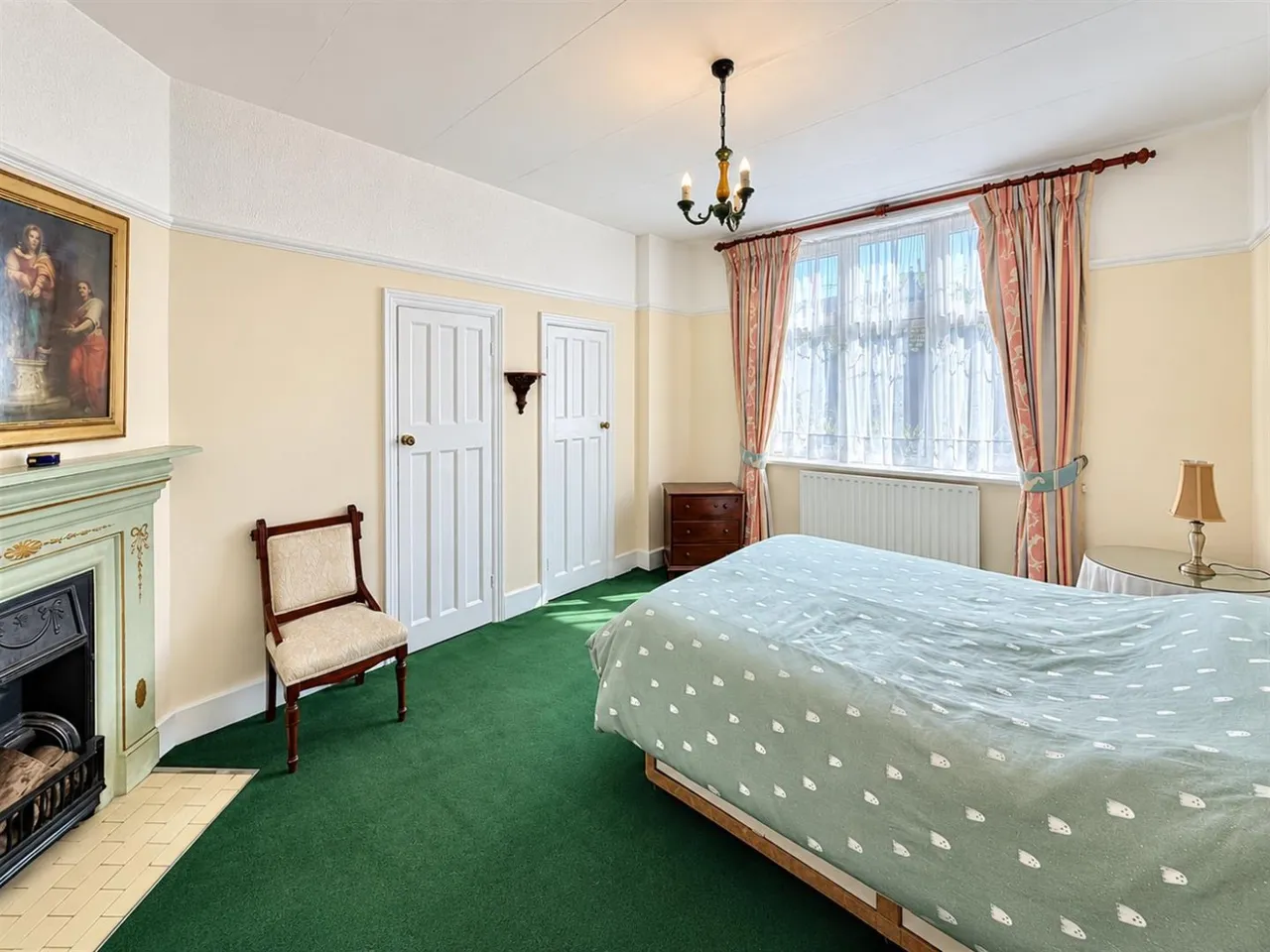 End Terrace, Hounslow, TW3, photo 8