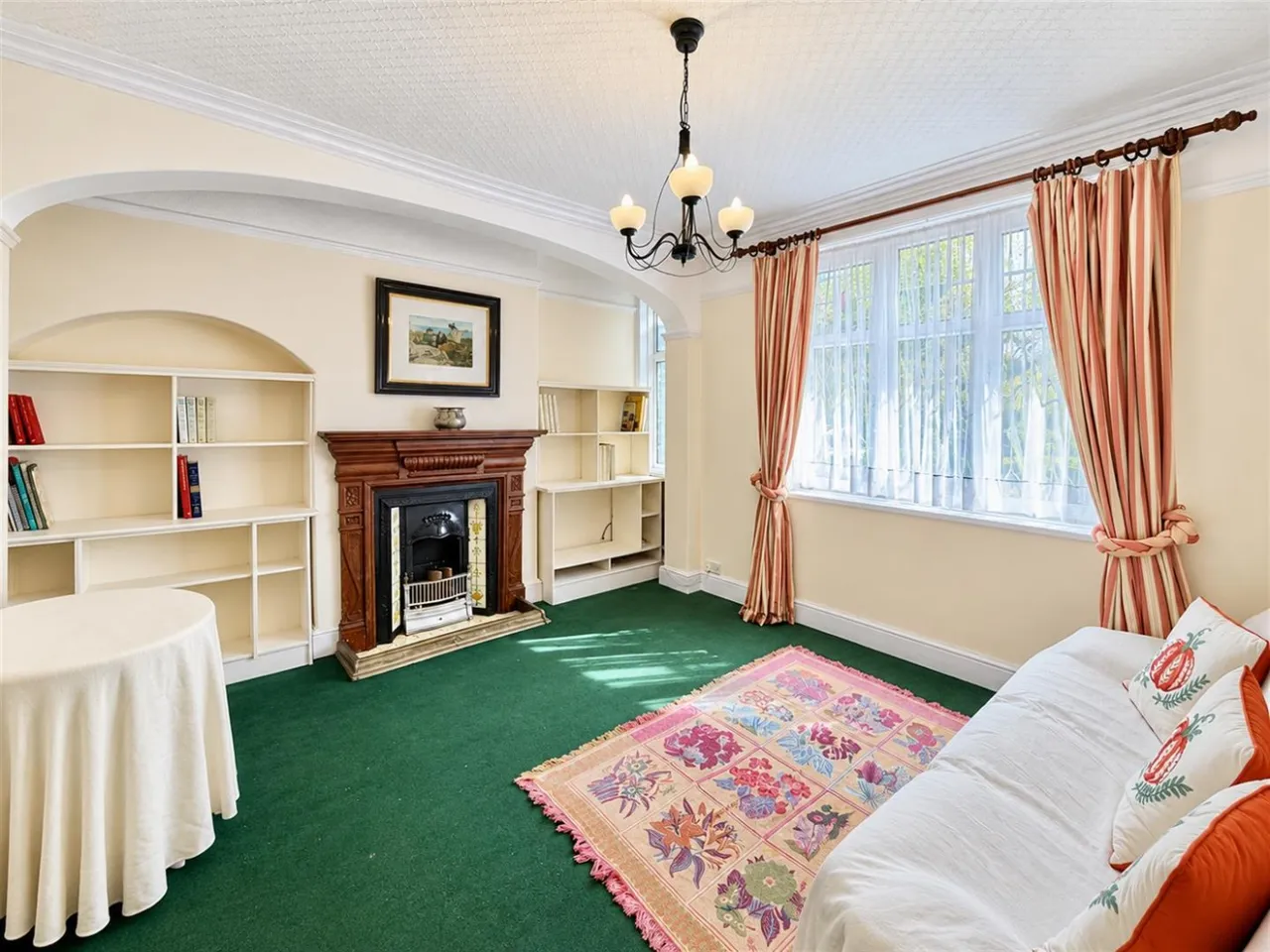 End Terrace, Hounslow, TW3, photo 6