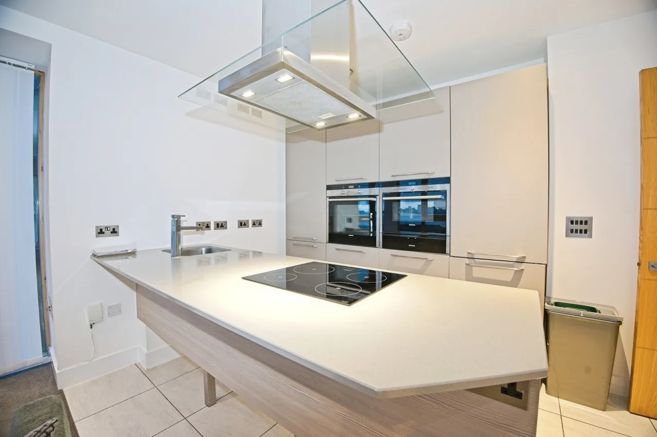 Empire Way, Cardiff Bay, Cardiff, CF11, photo 3