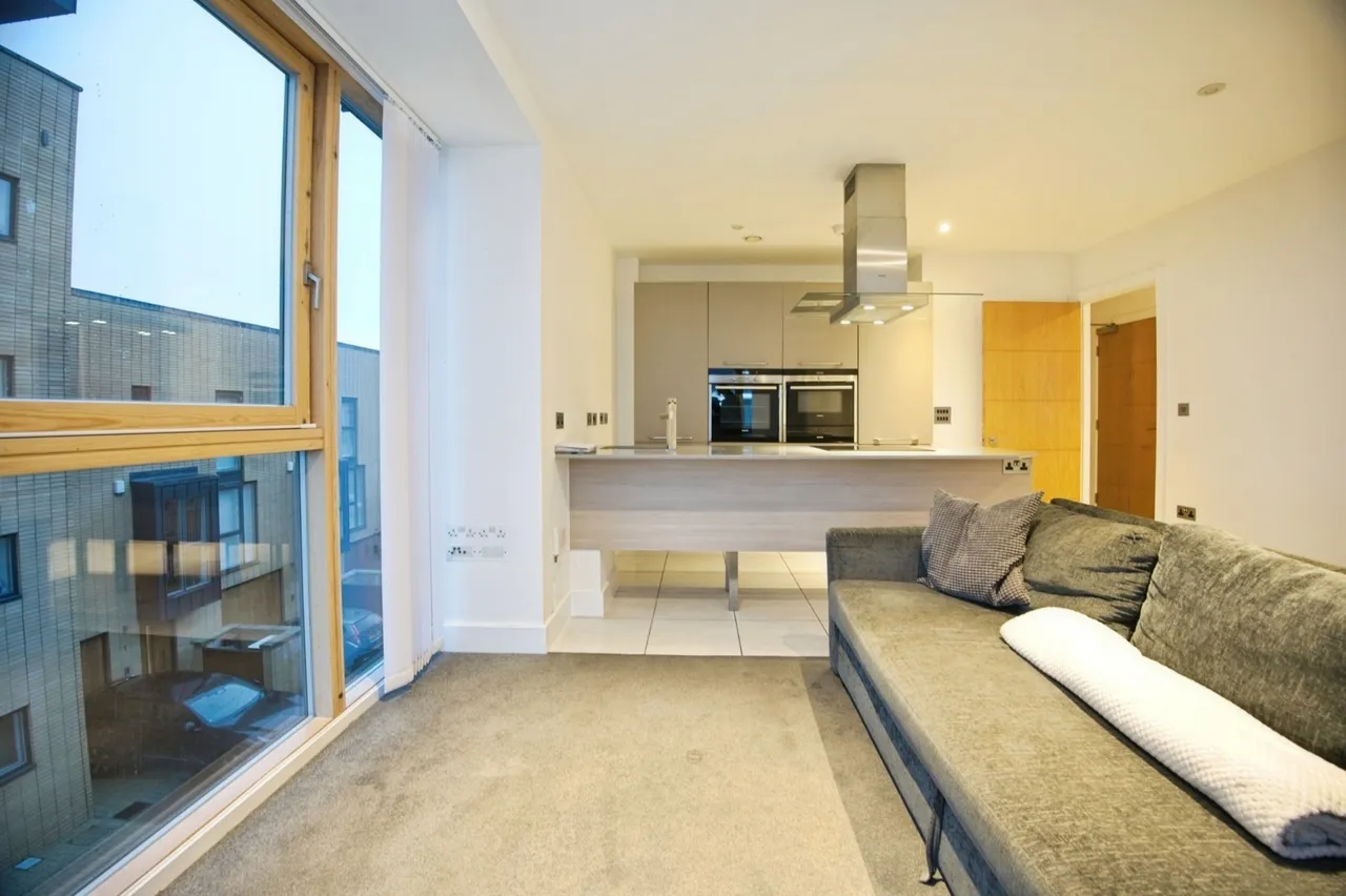 Empire Way, Cardiff Bay, Cardiff, CF11, photo 5