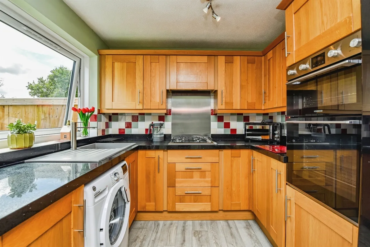 Ludlow Close, Frome, BA11, photo 4