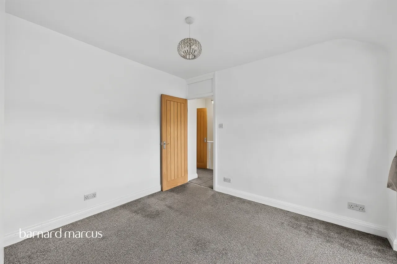Kingston Avenue, Cheam, SM3, photo 14