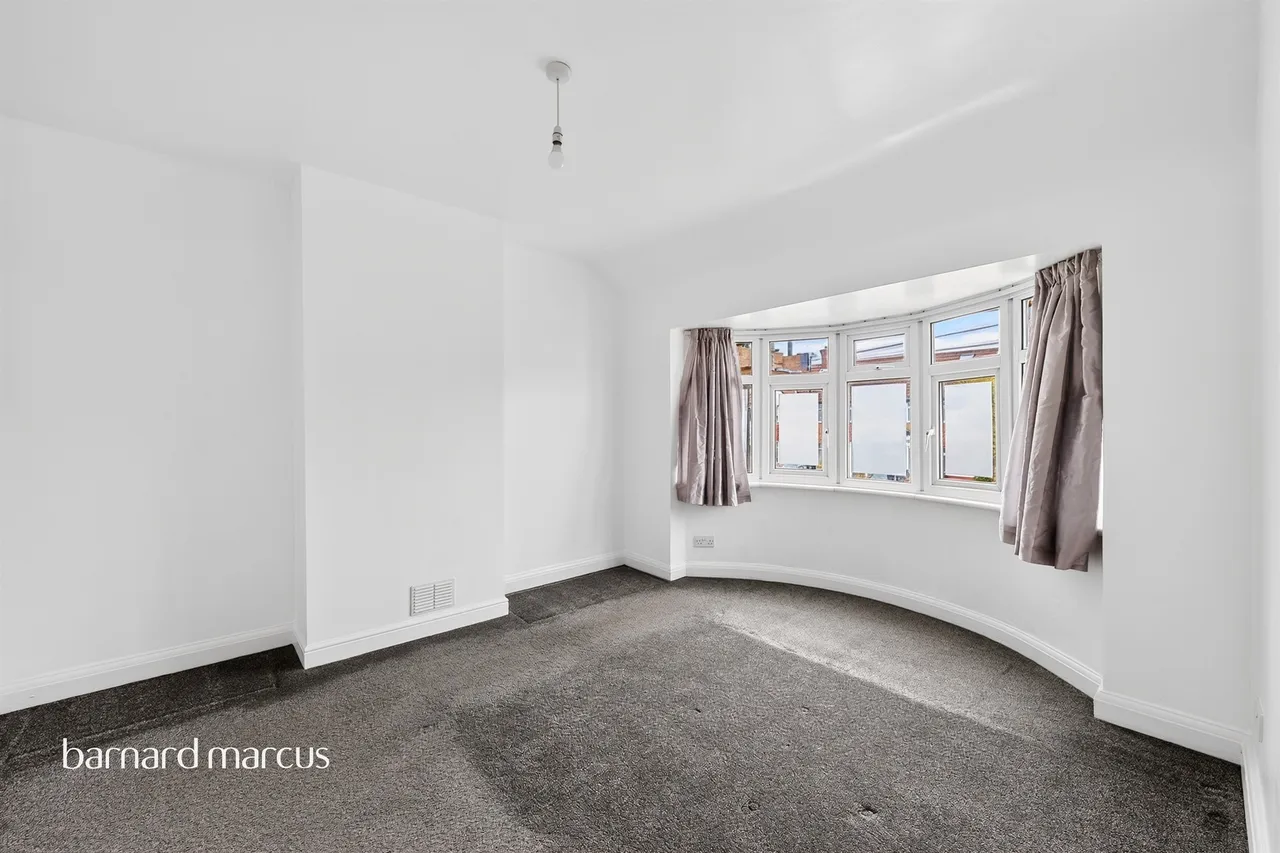 Kingston Avenue, Cheam, SM3, photo 13
